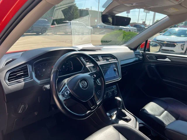 Used 2019 Red Volkswagen 2.0T SEL Premium image 10