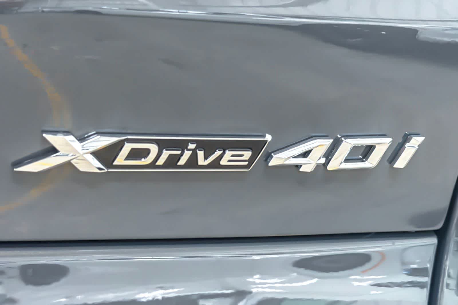 New 2026 Dravit Grey Metallic BMW xDrive40i image 26