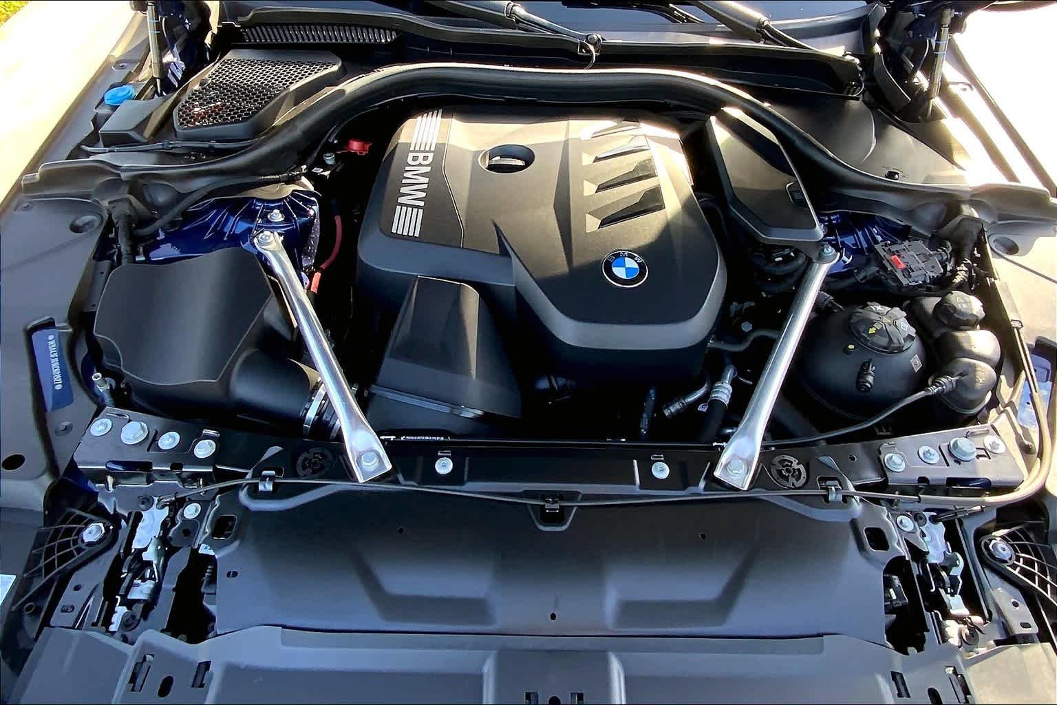 Used 2024 Phytonic Blue Metallic BMW 530i image 31