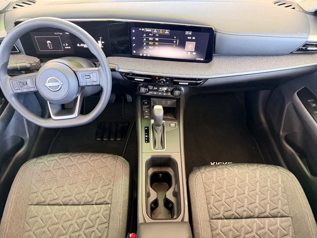 Used 2026 Brown Nissan SV image 17