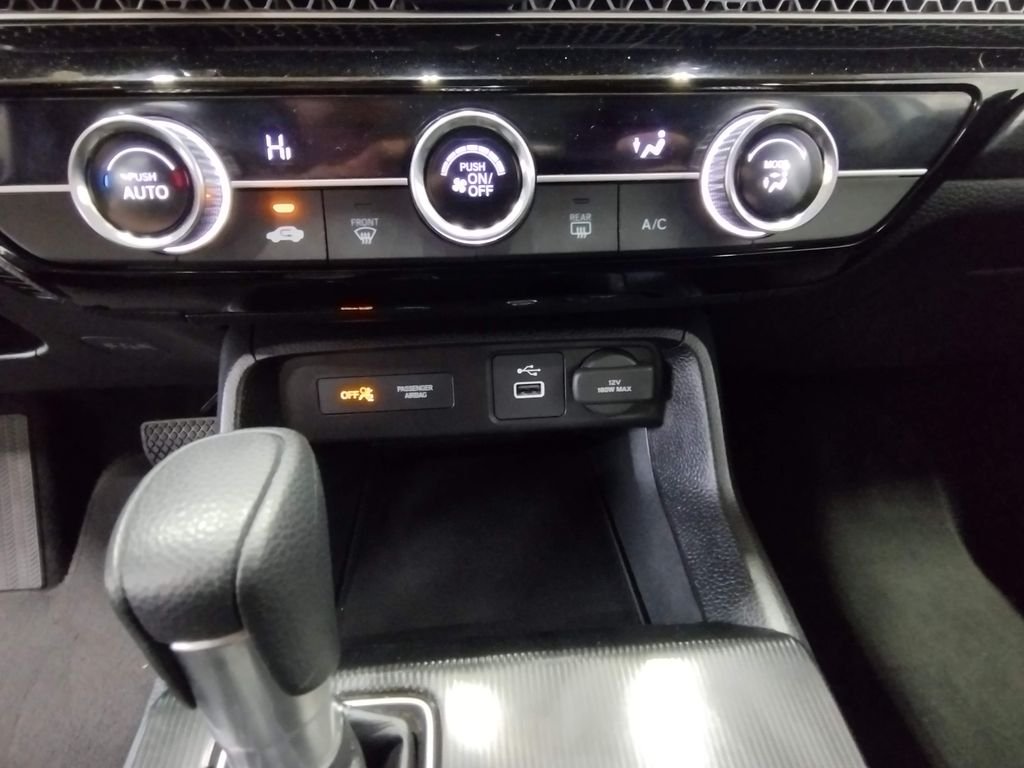 Used 2024 Silver Honda LX image 28