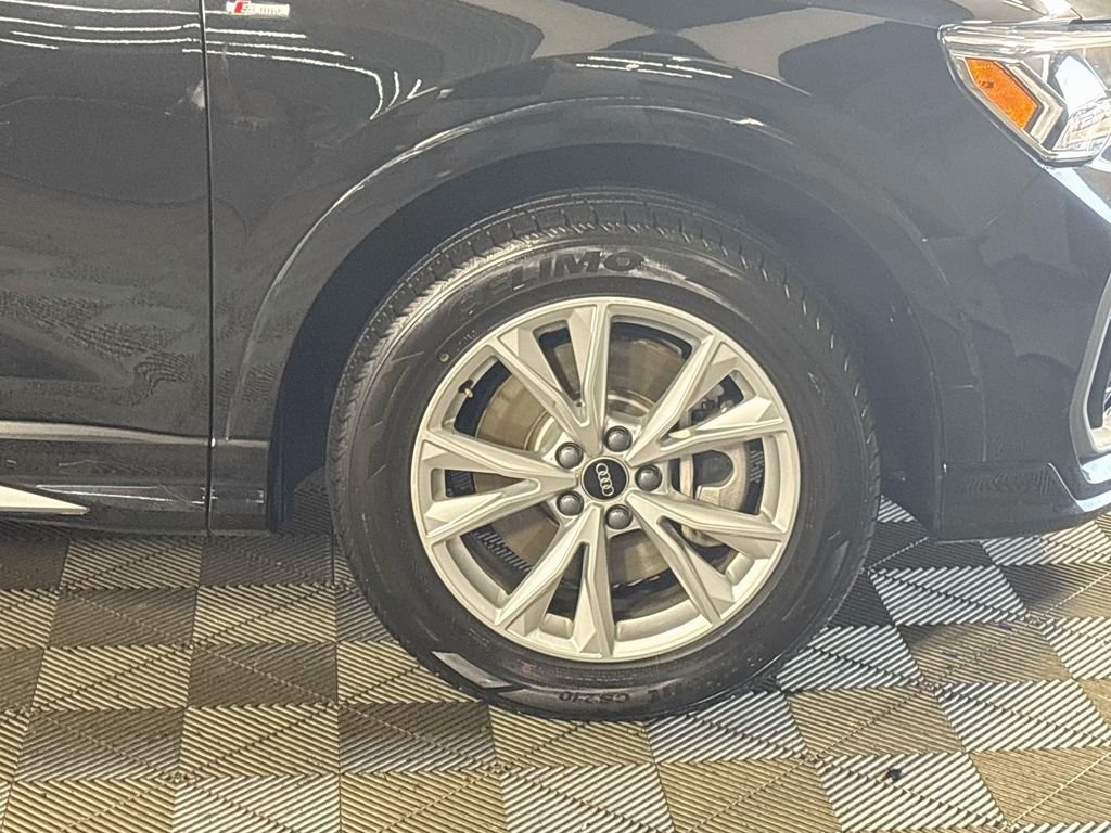 Used 2025 Black Audi Premium image 23