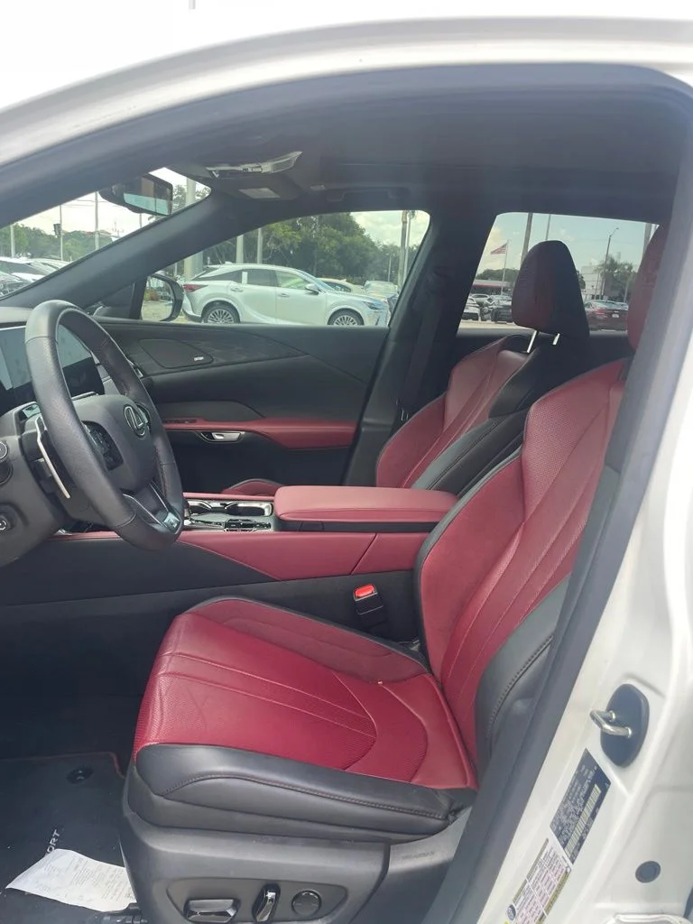 Certified Used 2024 ULTRA WHITE Lexus 500h F SPORT Performance image 4