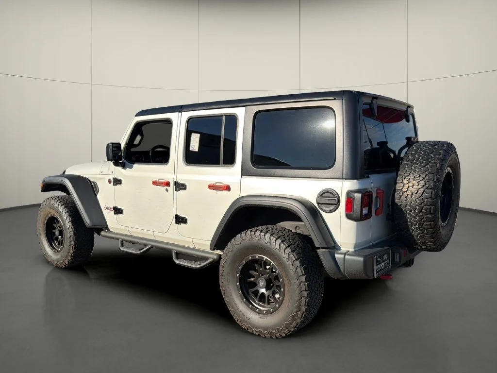 Used 2023 Red Jeep Rubicon image 5