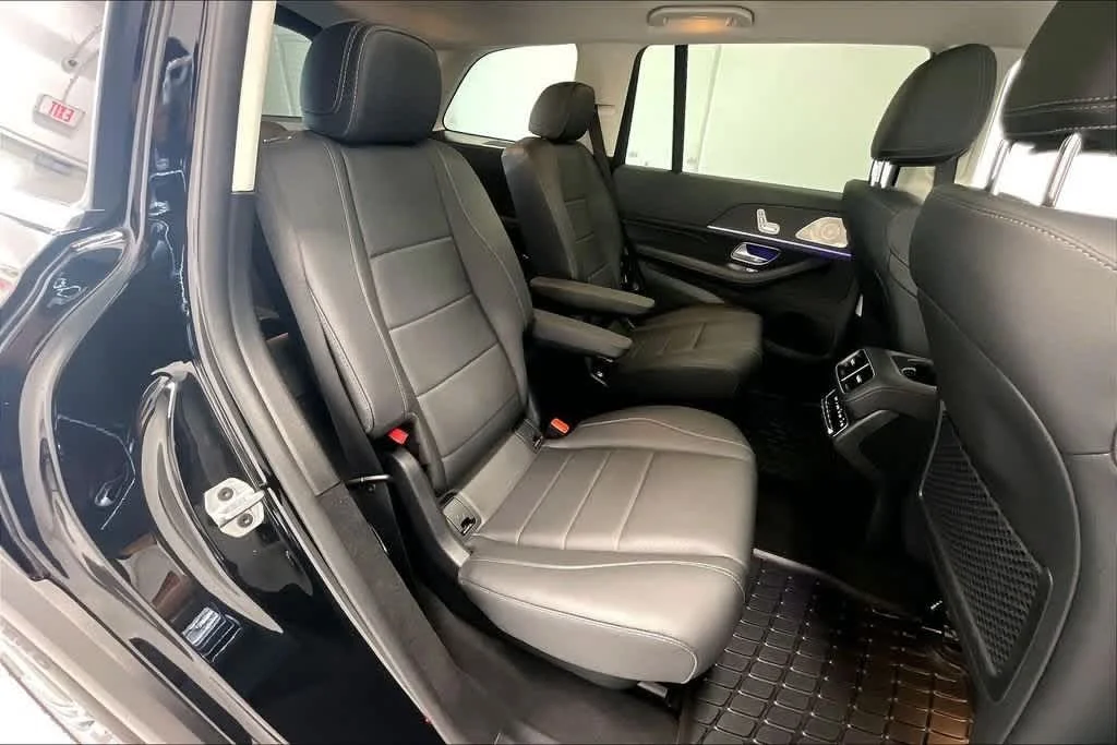 Certified Used 2026  Mercedes-Benz GLS 450 image 19