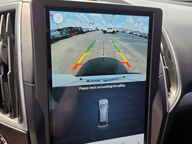 Used 2022 White Ford SEL image 20