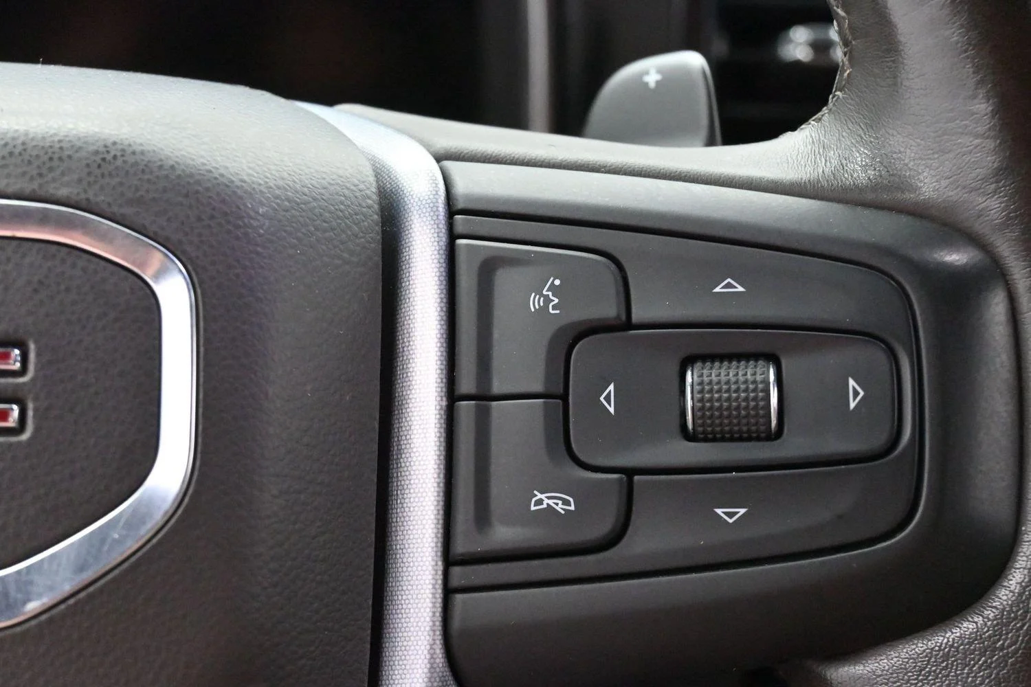 Used 2022 Summit White GMC SLT image 19
