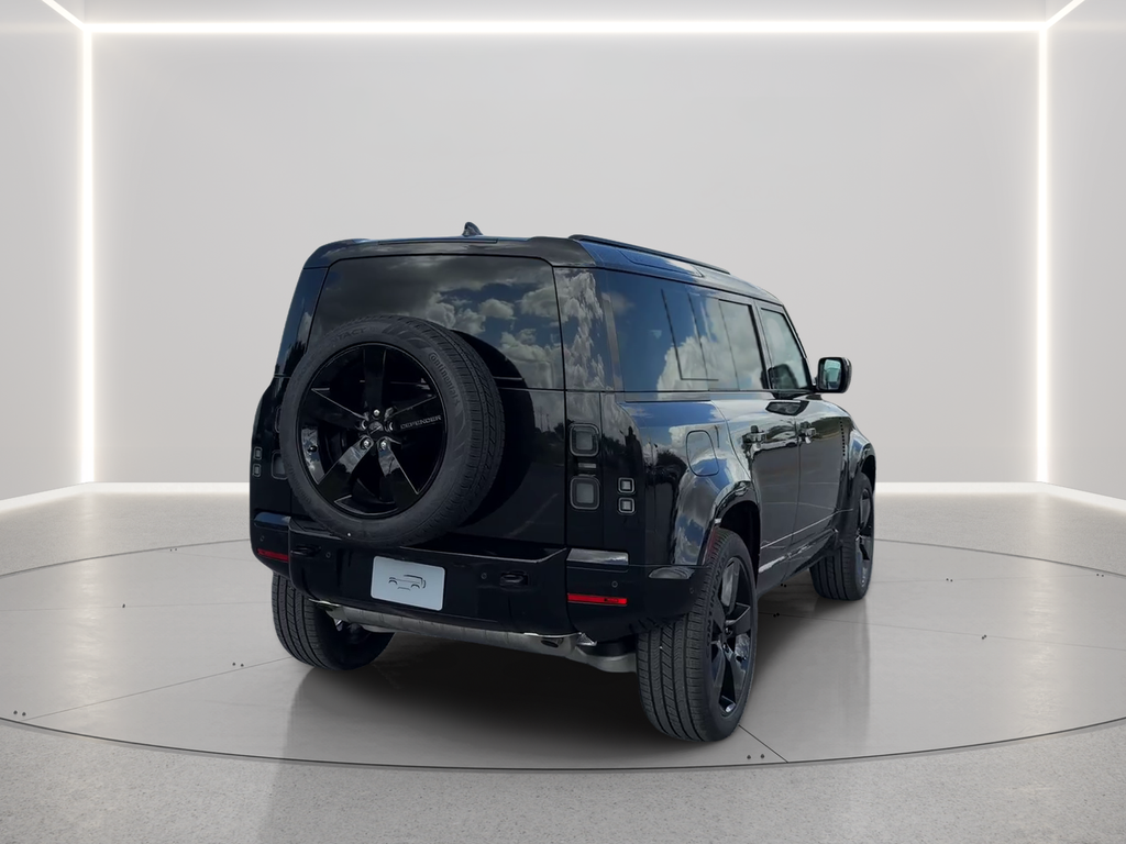 New 2026 Santorini Black Land Rover X-Dynamic SE image 5