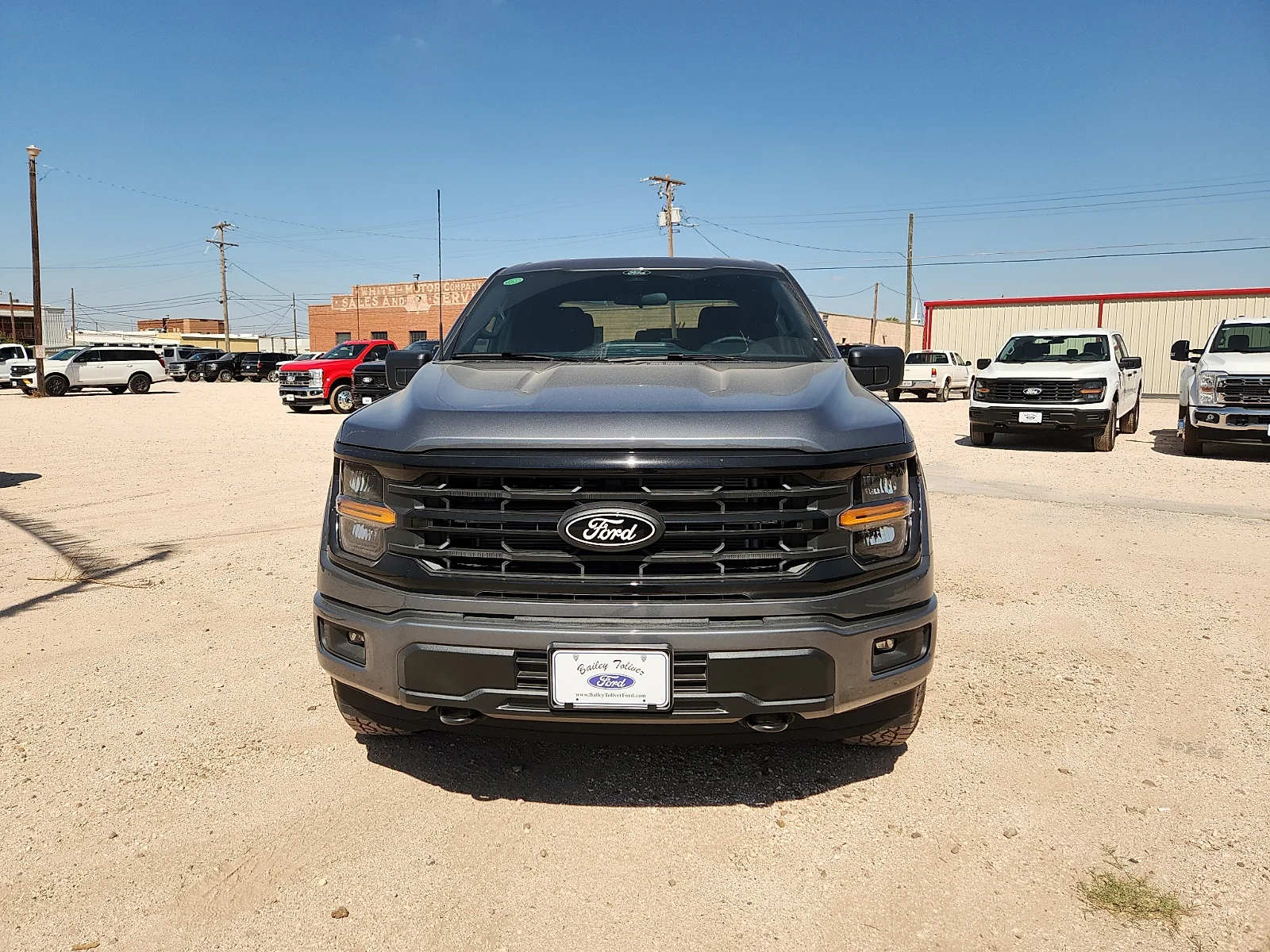 New 2026 Carbonized Gray Metallic Ford XLT image 2