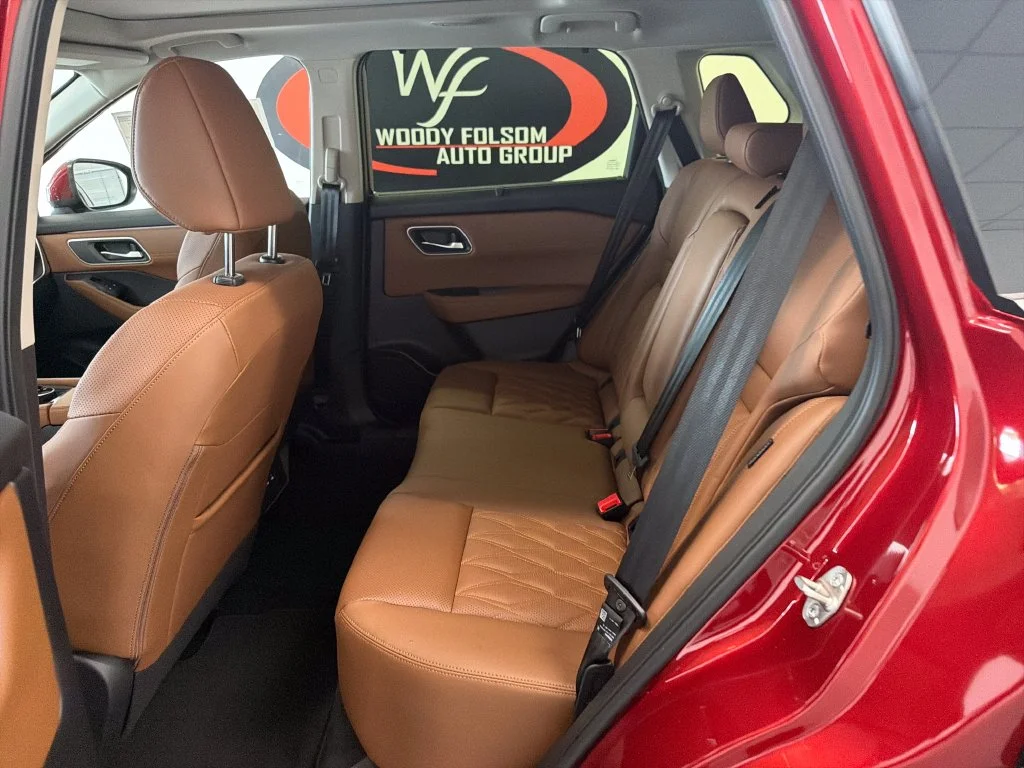 New 2026 Scarlet Ember Tintcoat Nissan Platinum image 15