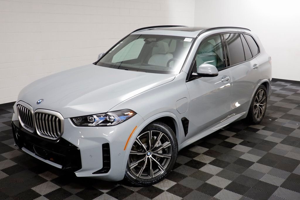New 2026 Brooklyn Grey Metallic BMW xDrive50e image 2