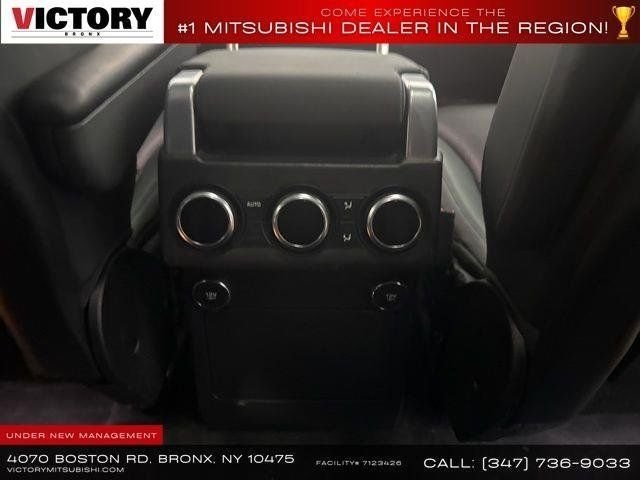 Used 2018 Gray Land Rover HSE image 21