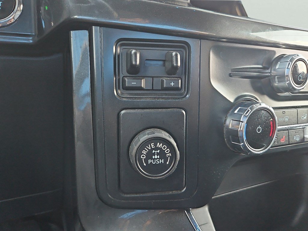 Used 2022 Silver Metallic Ford XLT image 28