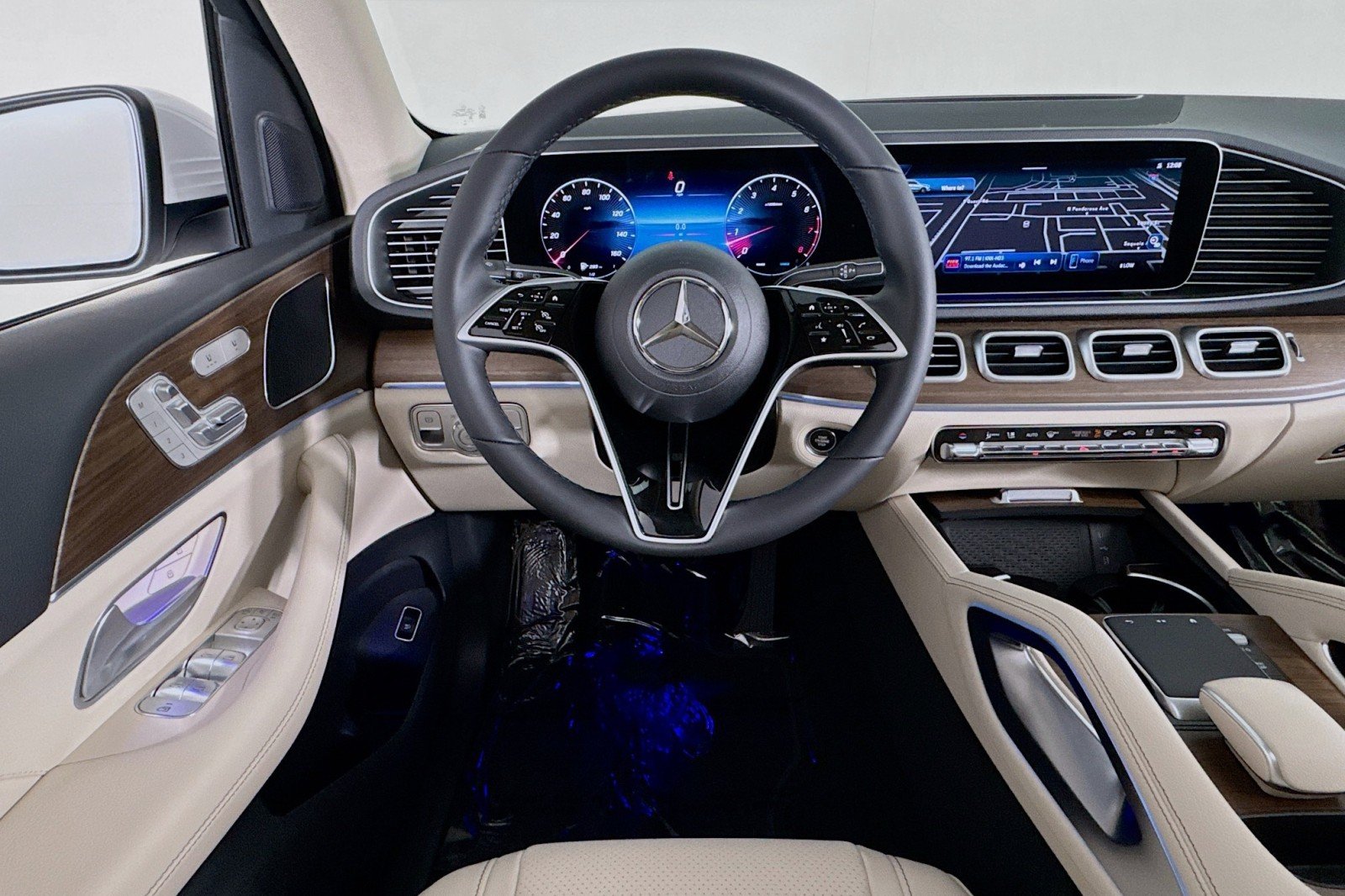 New 2026 Polar White Mercedes-Benz GLE 350 SUV image 4