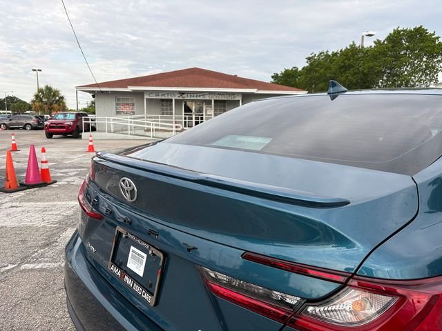 2025 Toyota Camry SE - Photo 10
