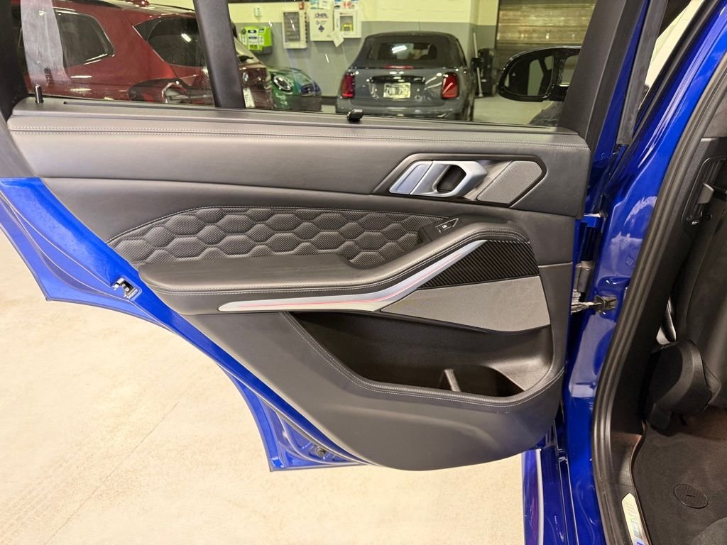 Used 2021 Blue BMW  image 20