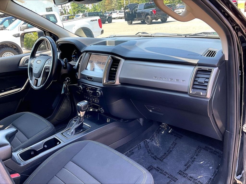 Used 2020 Black Ford XLT image 14