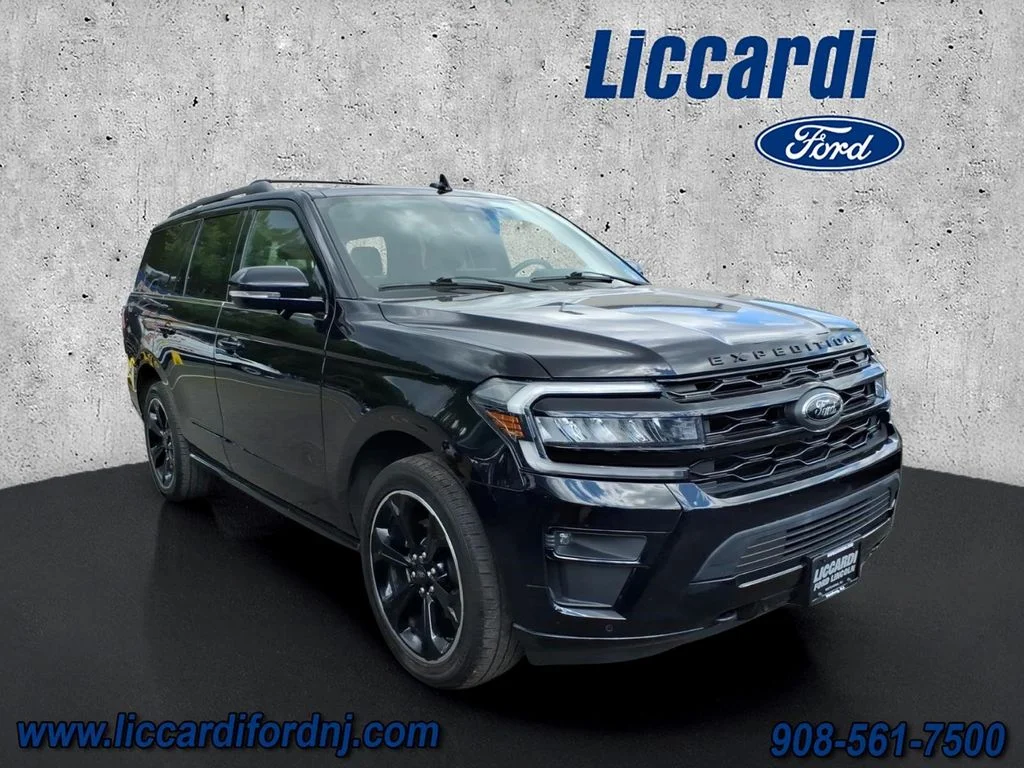 2023 Ford Expedition Limited 4X4's photo
