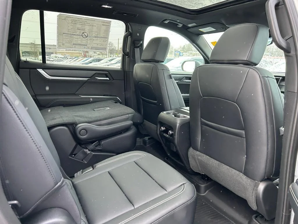 2026 GMC Acadia Elevation - Photo 17