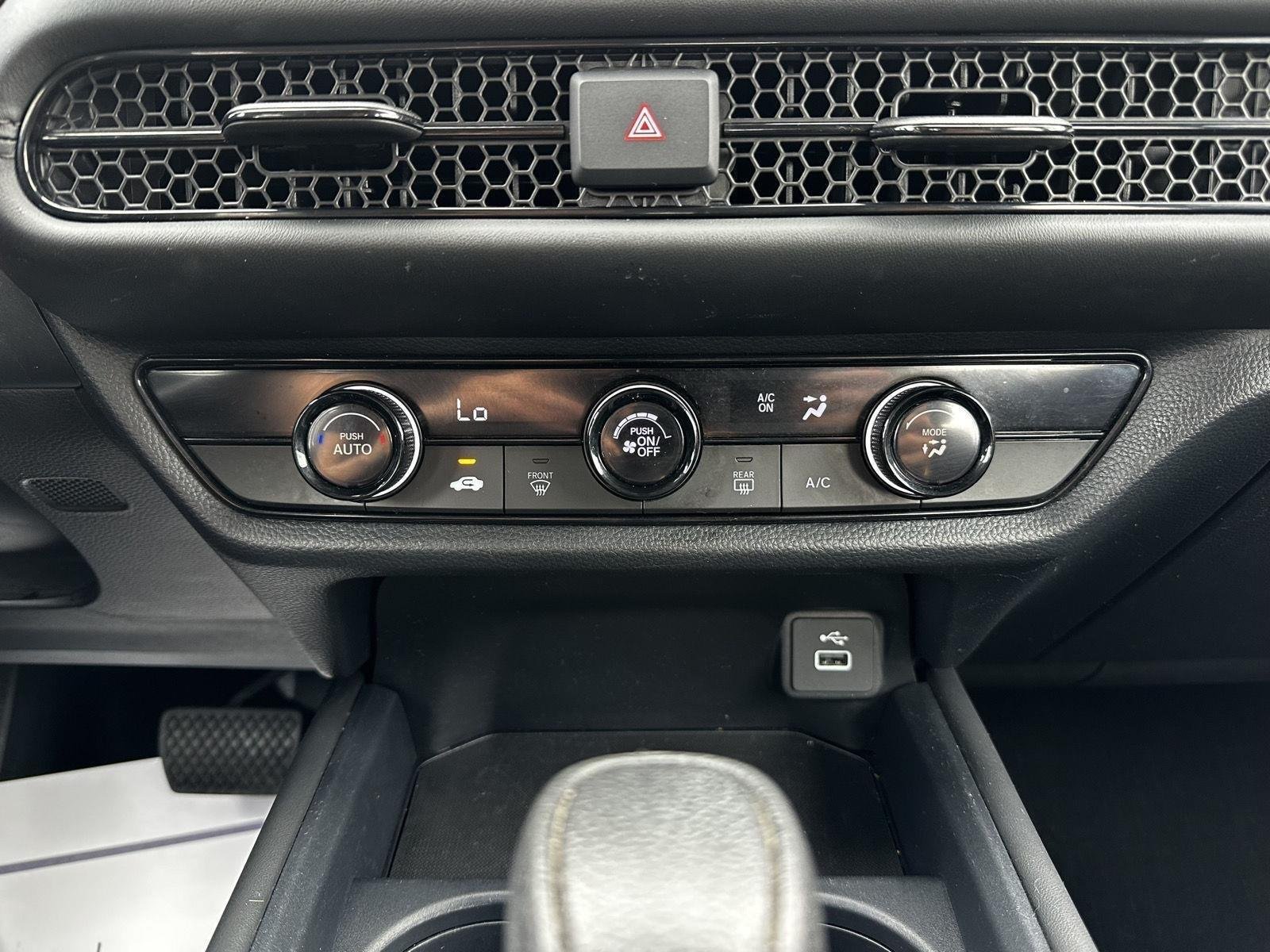 Used 2023 Platinum White Pearl Honda LX image 16
