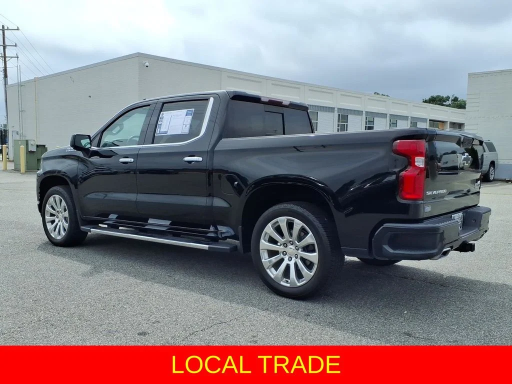 Used 2021 Black Chevrolet High Country image 5