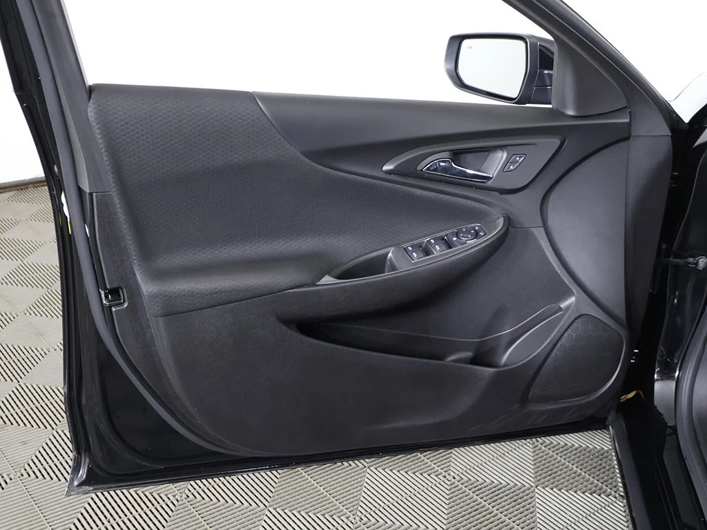 Used 2024 Black Metallic Chevrolet RS image 21