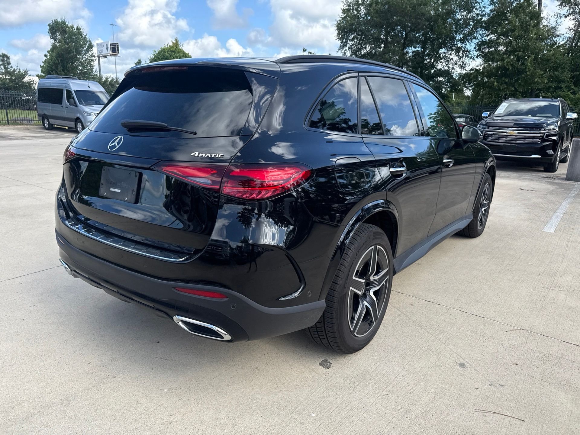 Used 2023 Black Mercedes-Benz GLC 300 image 4