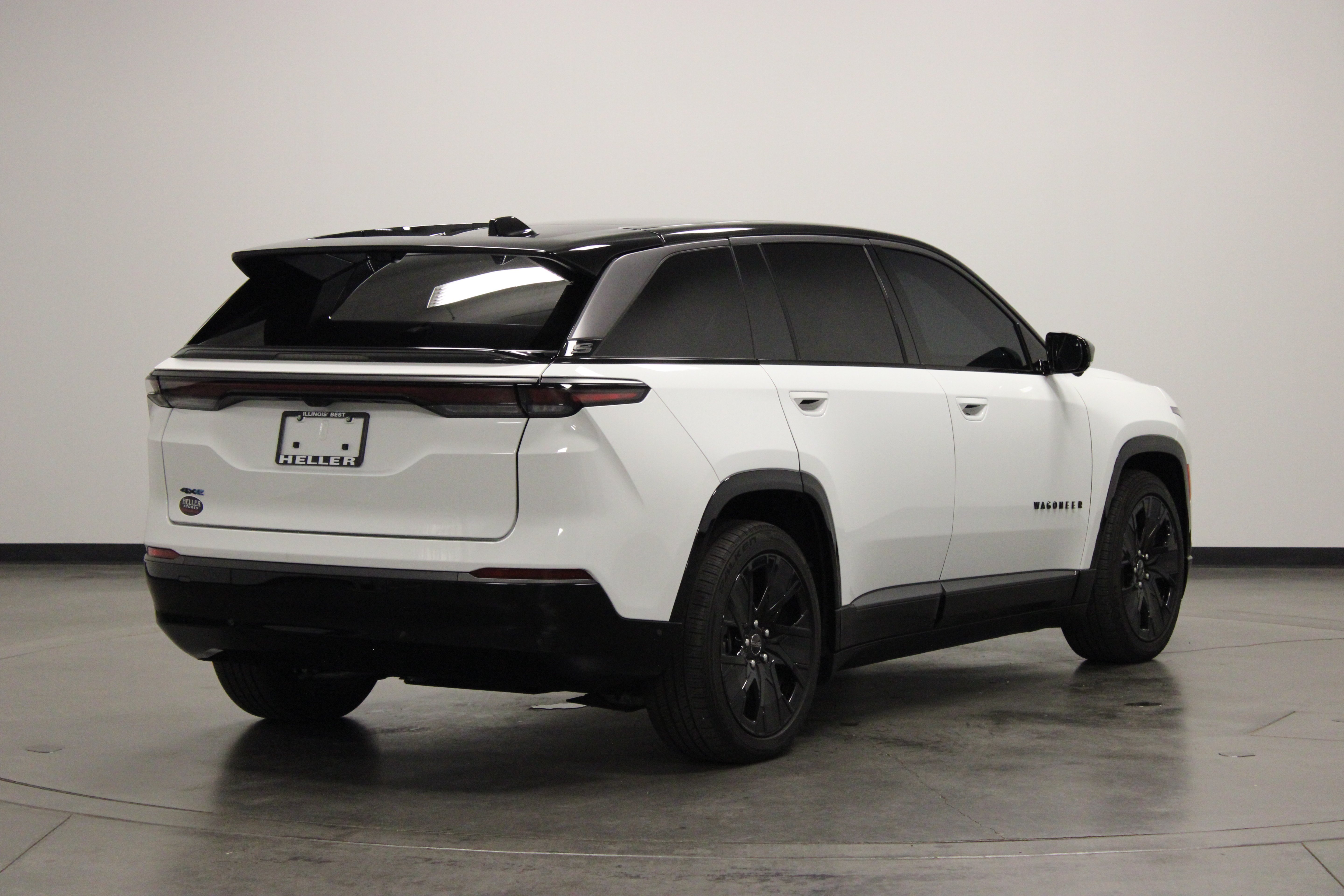 Used 2024 Bright White Clearcoat Jeep Launch Edition image 8