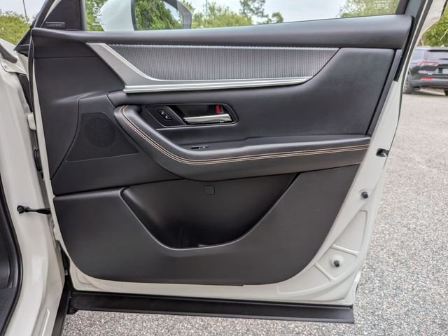 Used 2024 White Mazda Premium Plus image 40