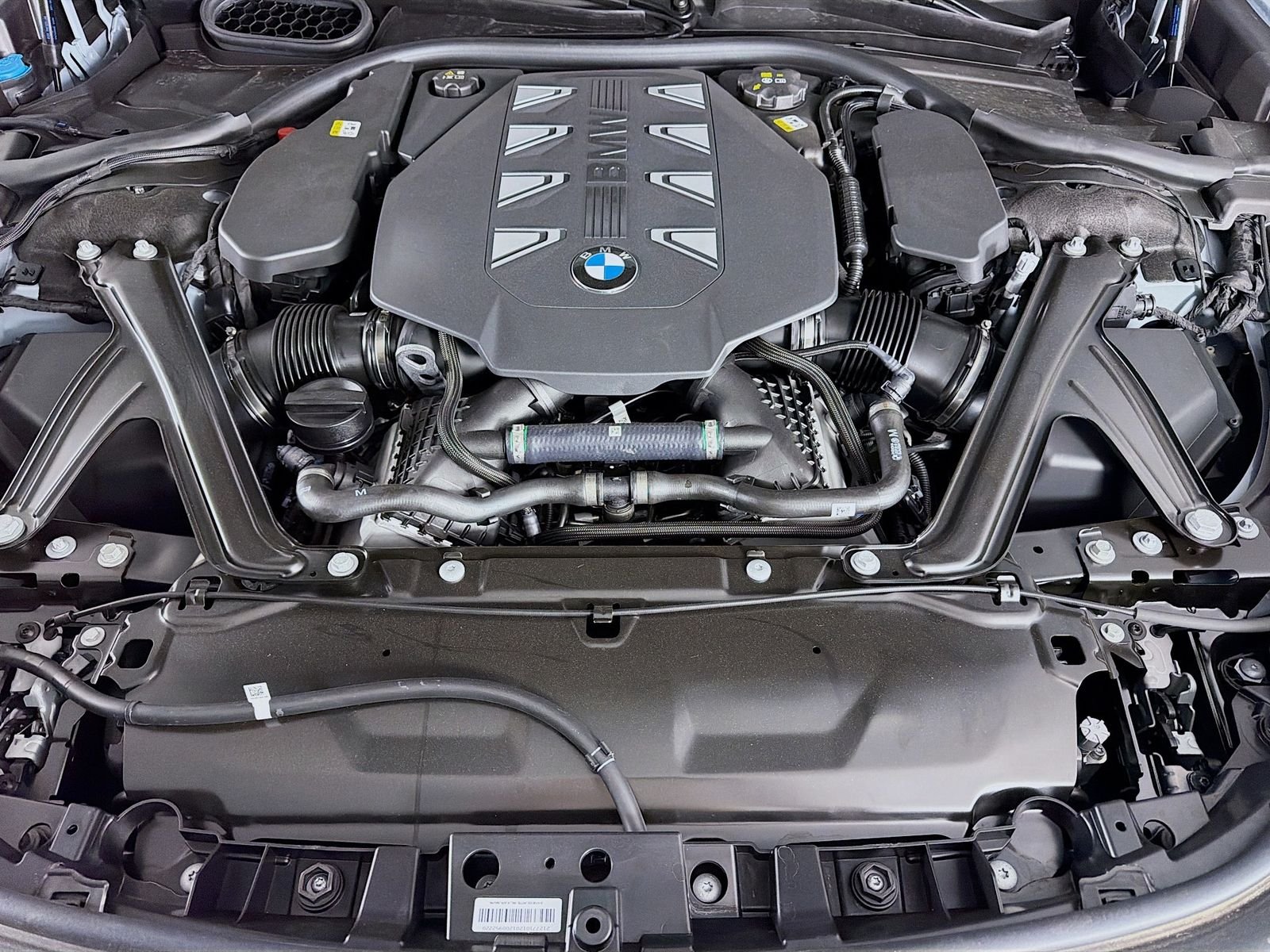 New 2026 Brooklyn Grey Metallic BMW 760i xDrive image 32
