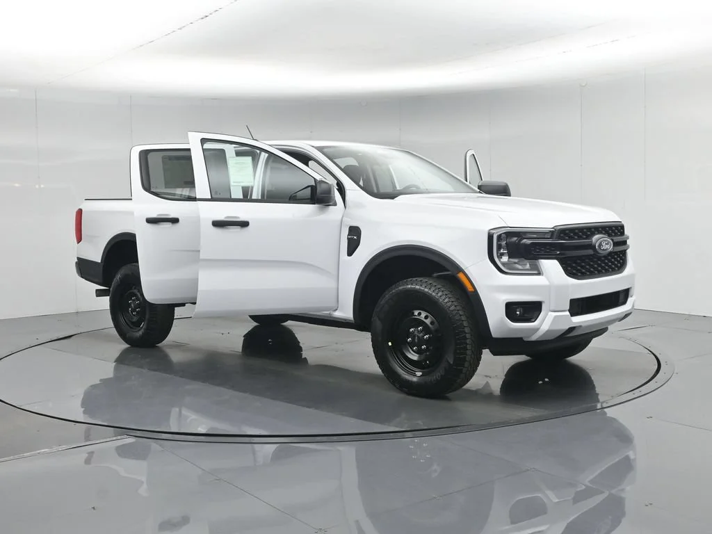 New 2026 Oxford White Ford XL image 28