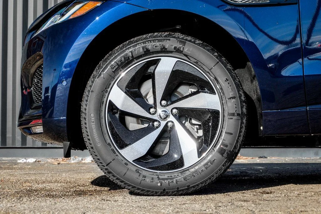 2026 Jaguar F-Pace R-Dynamic S - Photo 4