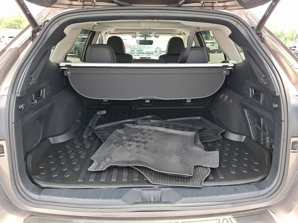Used 2022 Brown Subaru Limited image 31