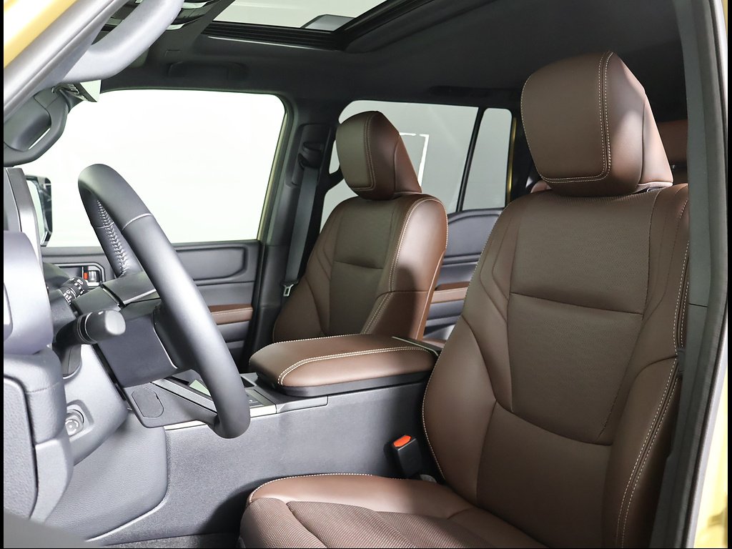 Used 2025 Trail Dust w/Grayscape Roof Toyota Base image 7