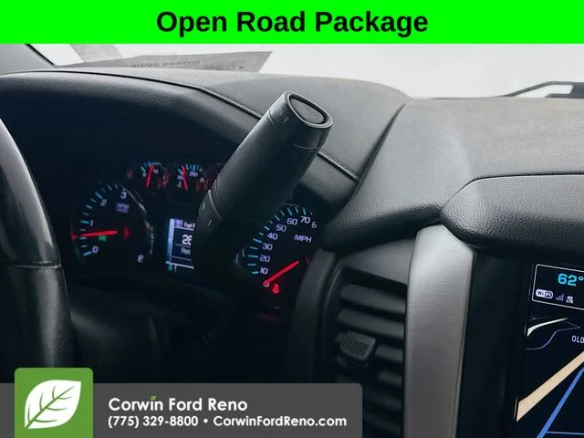 Used 2018 White Frost Tri-Coat GMC SLT image 17