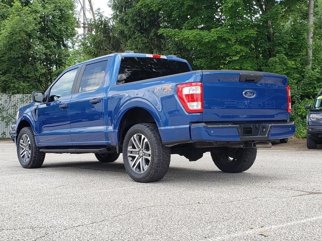 Used 2022 Blue Metallic Ford XL image 5