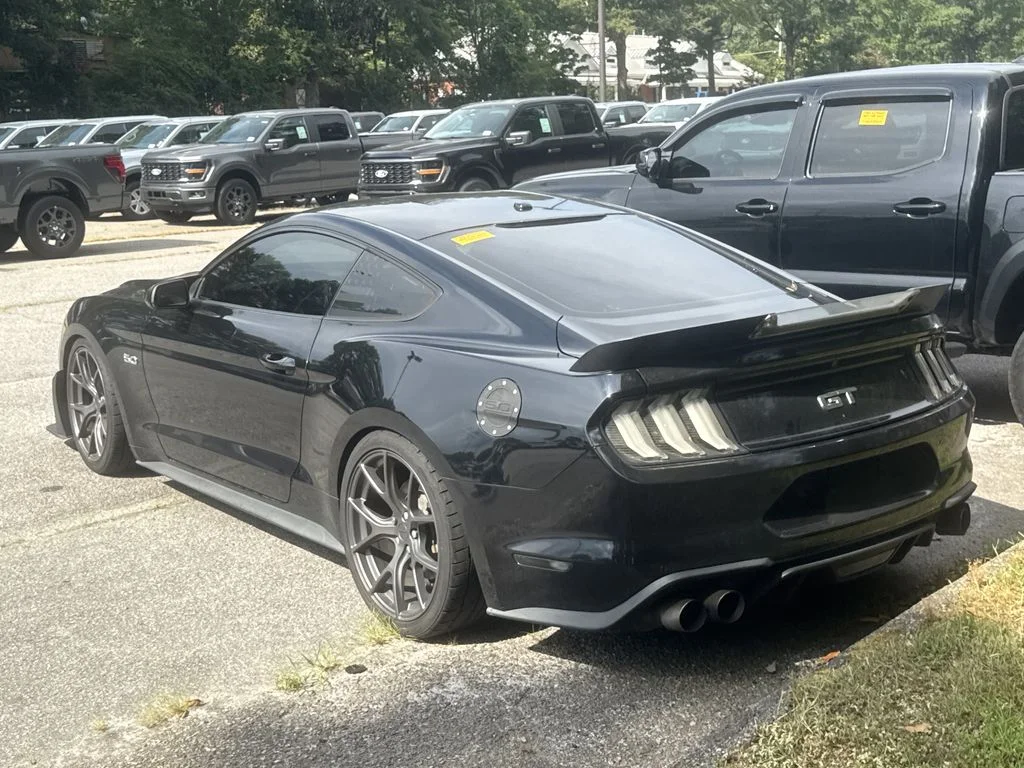 Used 2019 Black Ford GT Premium image 5