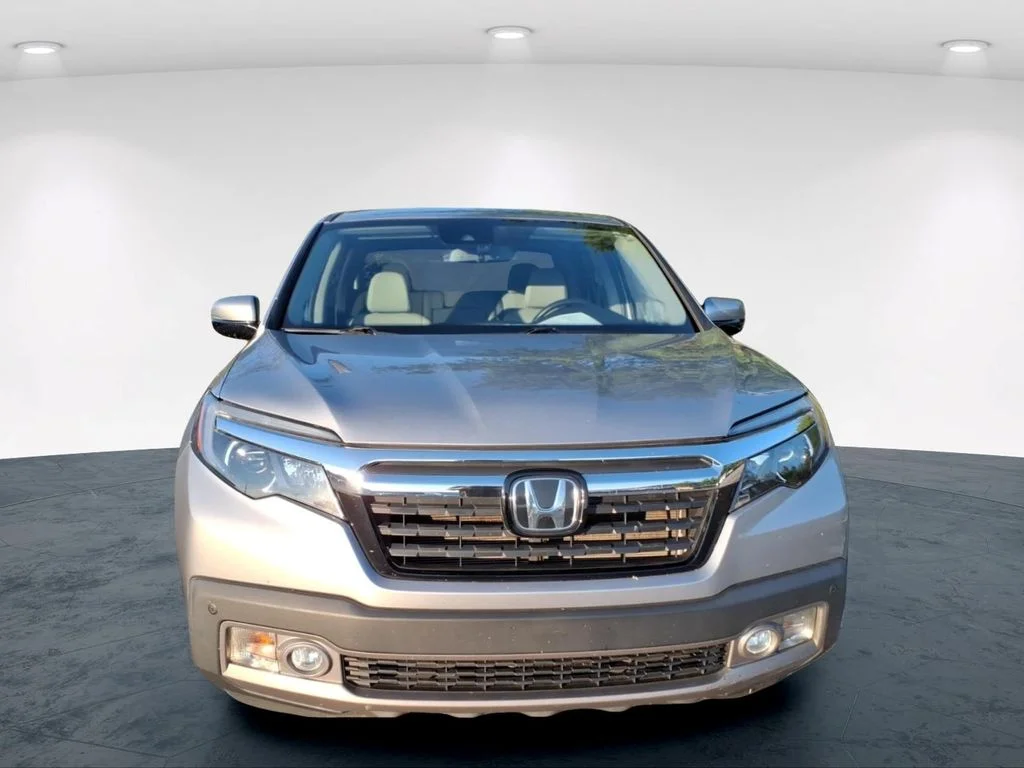 Used 2017 Silver Honda RTL-E image 8