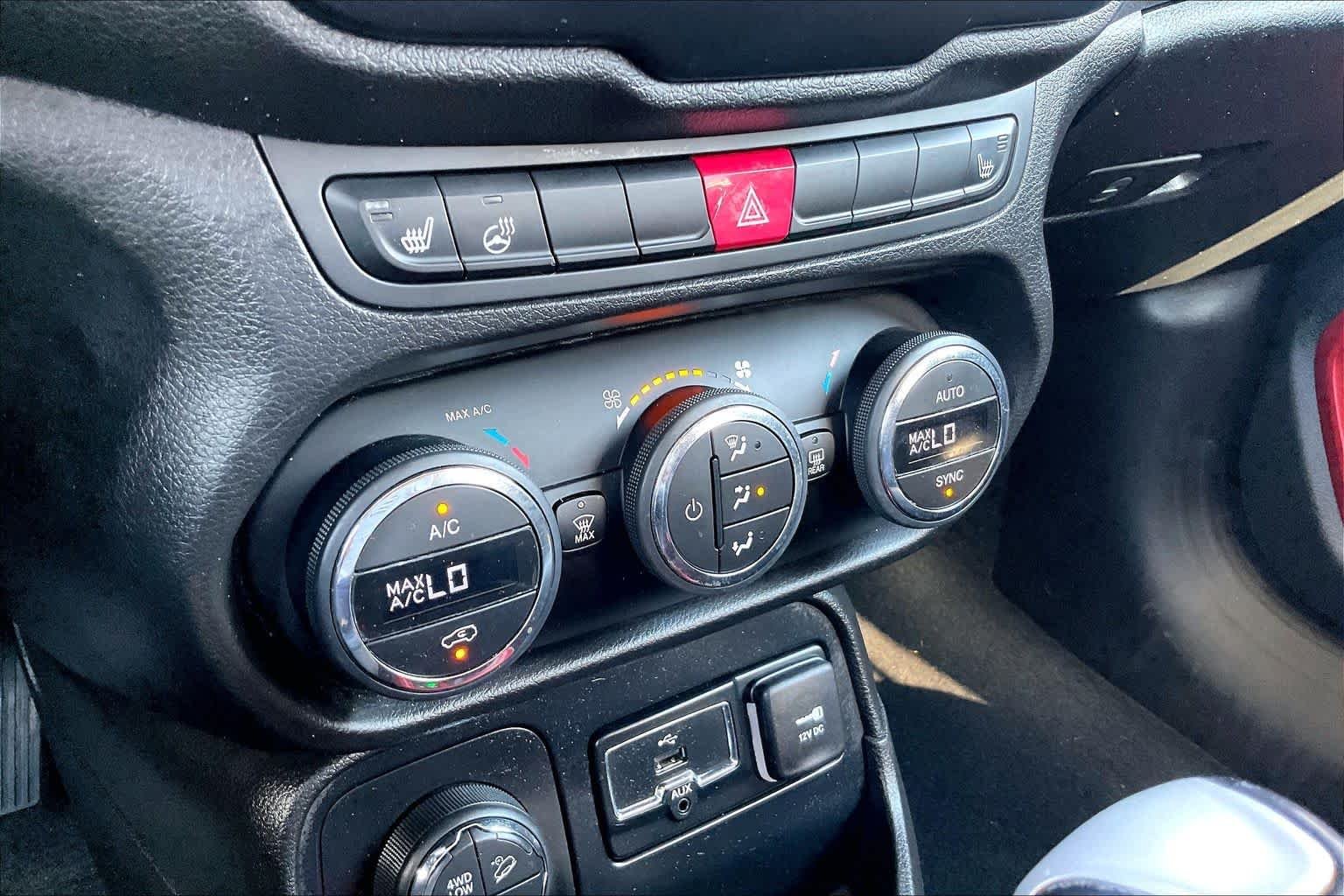 Used 2016 Colorado Red Jeep Trailhawk image 36