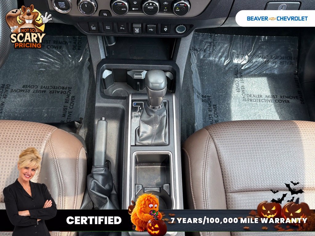 Used 2023  Toyota Limited image 21