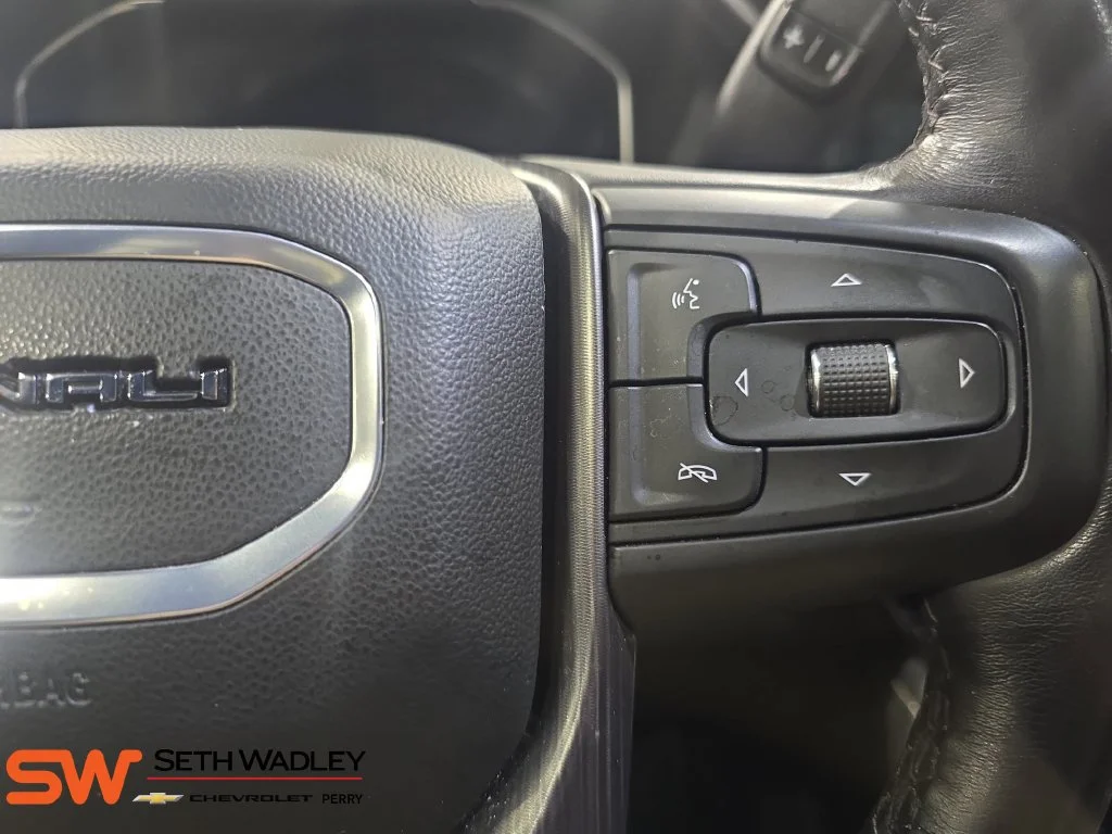 Used 2024 Summit White GMC Denali Ultimate image 18