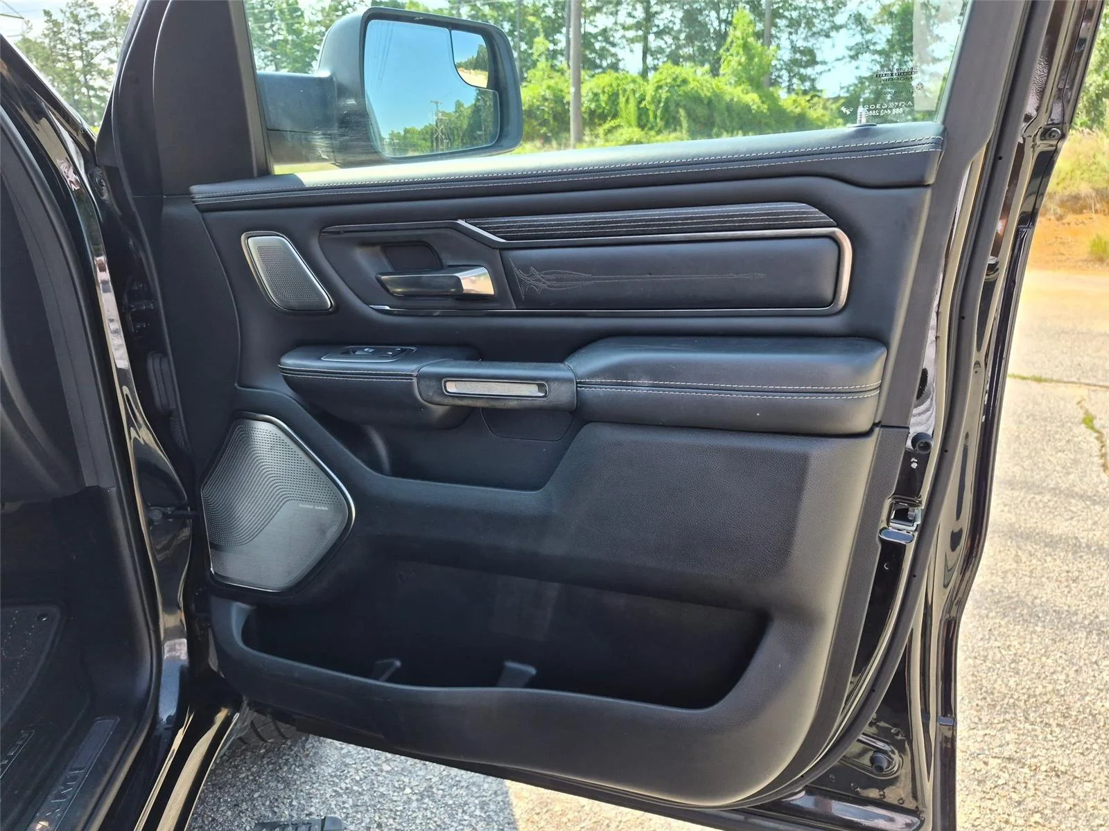 Used 2020  RAM Limited image 29
