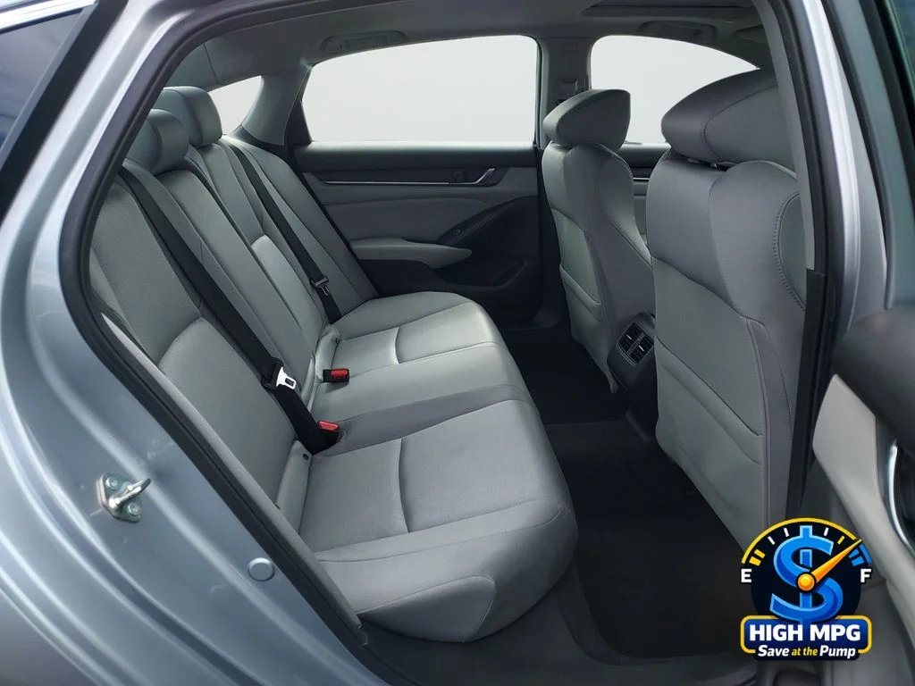 Used 2020 Silver Honda EX image 26