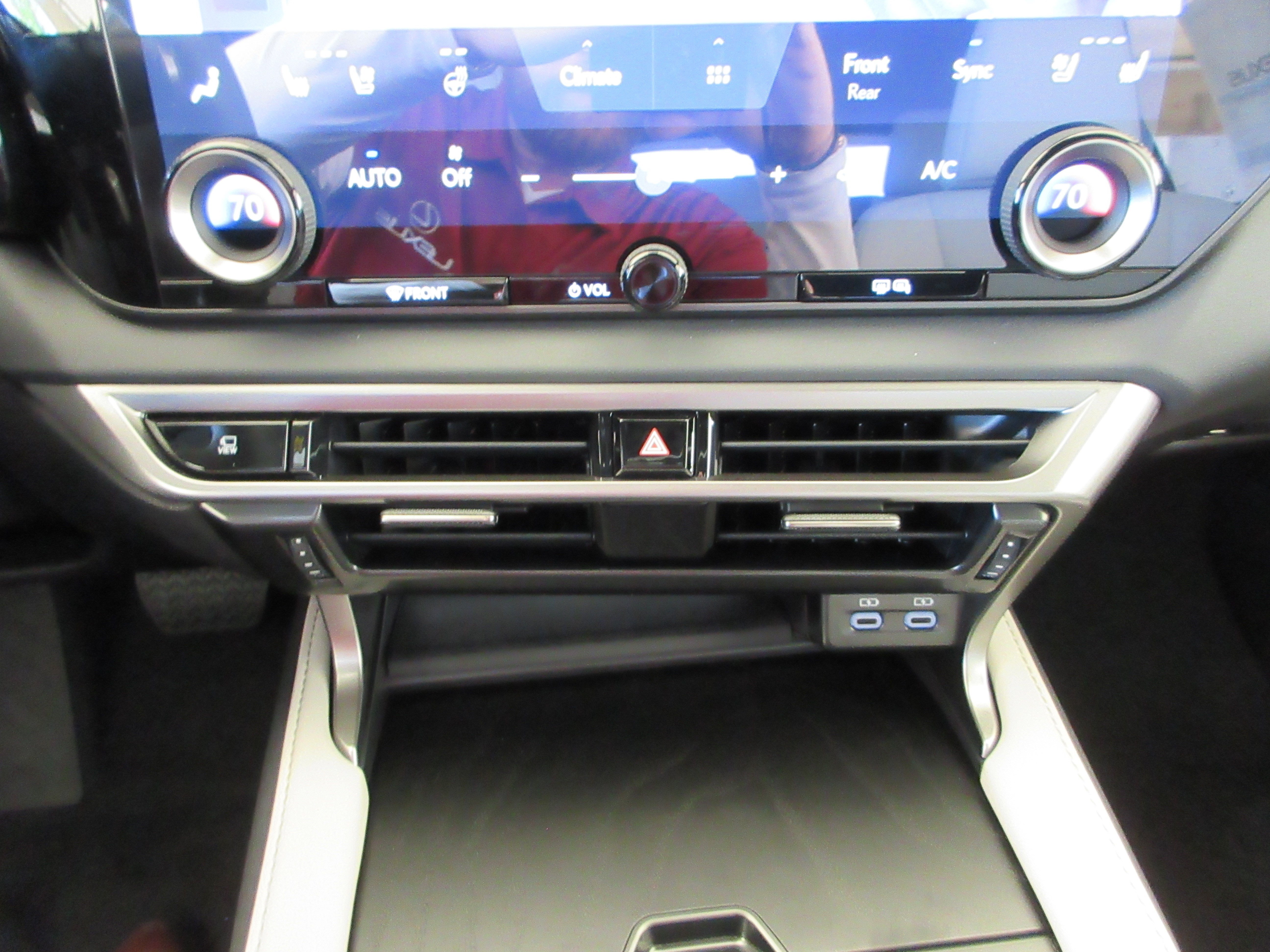 New 2026 Iridium Lexus PREMIUM image 41