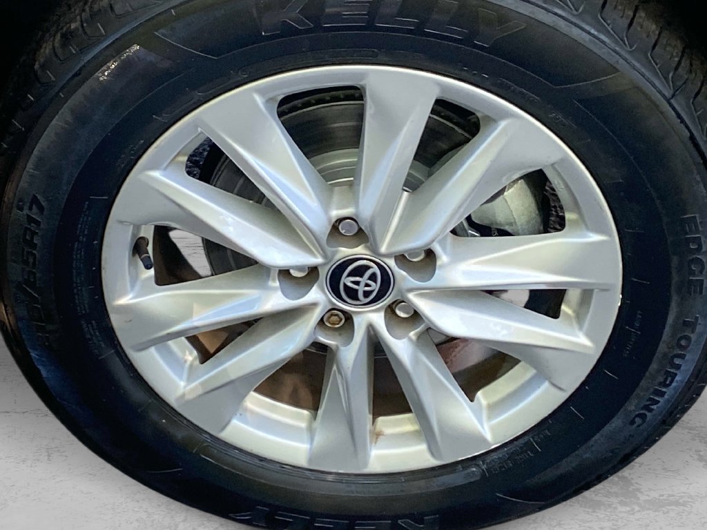 Used 2023  Toyota LE image 26