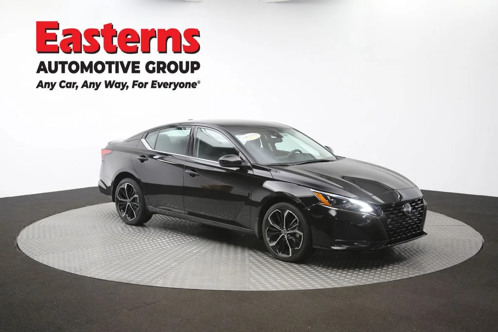 Used 2023 Black Nissan 2.5 SR image 52