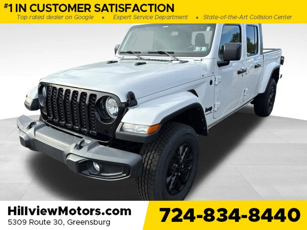 Used 2022 Bright White Clearcoat Jeep Sport image 1