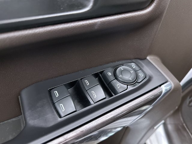 2021 Chevrolet Silverado 1500 LTZ - Photo 23