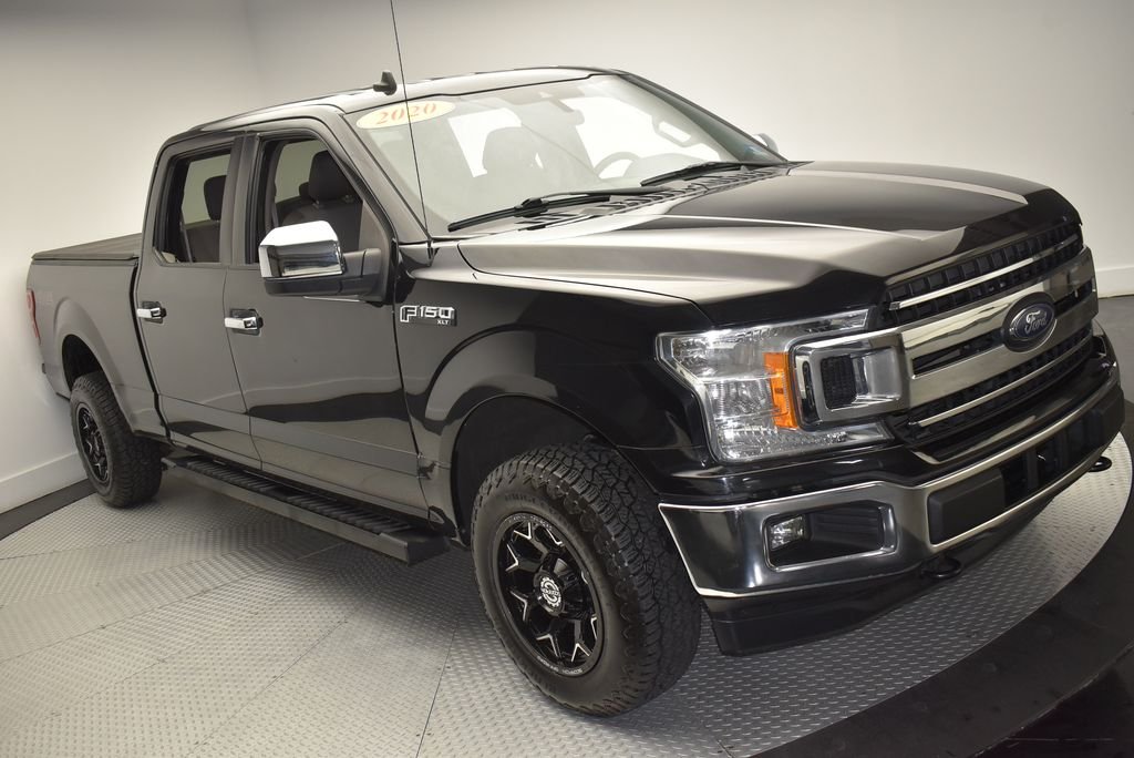 Used 2020 Black Ford XLT image 3