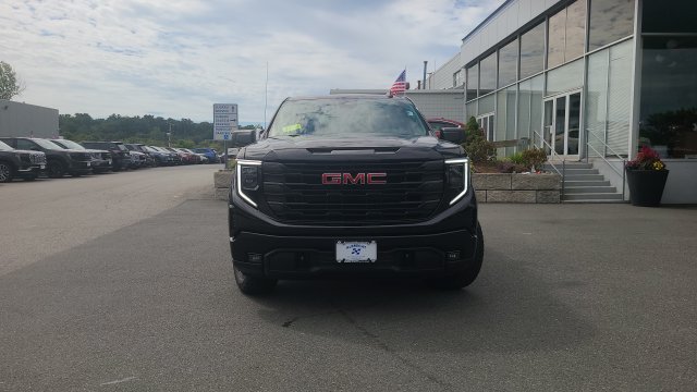 New 2026 Onyx Black GMC Elevation image 2